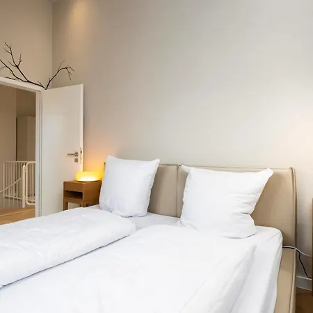 Stylische Penthouse - Maisonette - Im Edlem Design Mit Balkon, Dachterrasse Und Kostenloser Tiefgarage Im Herzen Von - Neuseenland Appartement Markkleeberg
