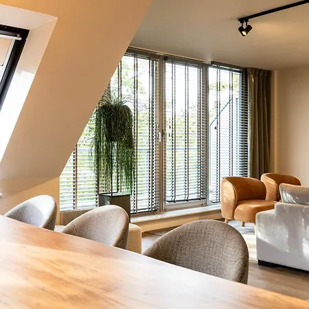 Appartement Stylische Penthouse - Maisonette - Im Edlem Design Mit Balkon, Dachterrasse Und Kostenloser Tiefgarage Im Herzen Von - Neuseenland *