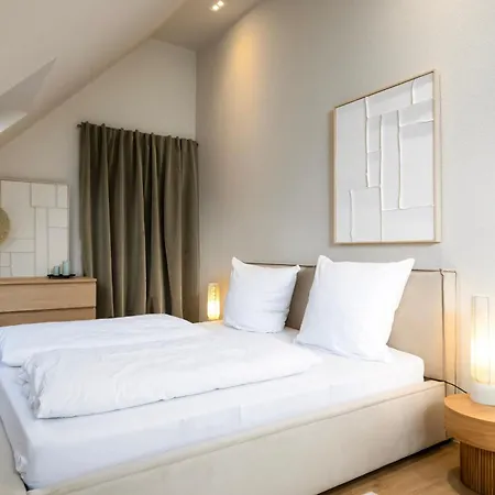Appartement Stylische Penthouse - Maisonette - Im Edlem Design Mit Balkon, Dachterrasse Und Kostenloser Tiefgarage Im Herzen Von - Neuseenland *